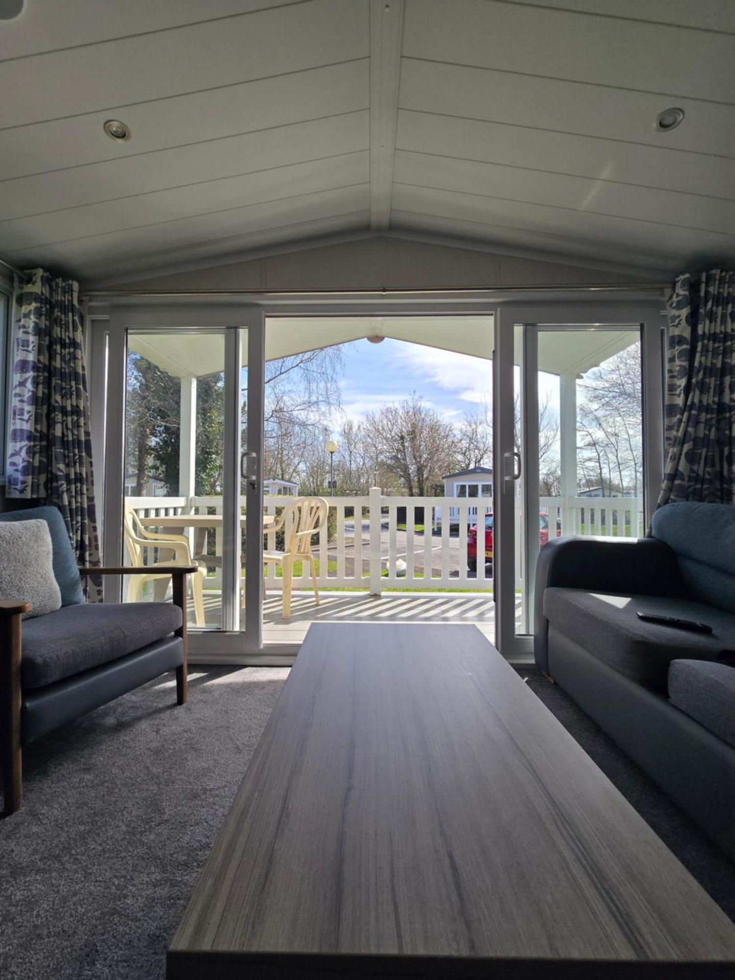 Отель Haven Burnham On Sea 16 Elm Grove Экстерьер фото
