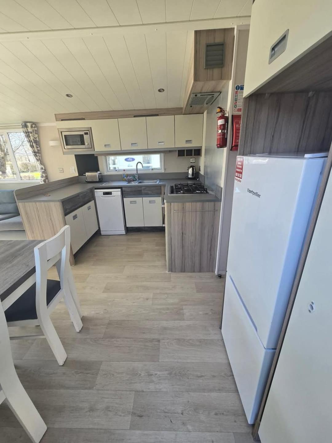 Отель Haven Burnham On Sea 16 Elm Grove Экстерьер фото