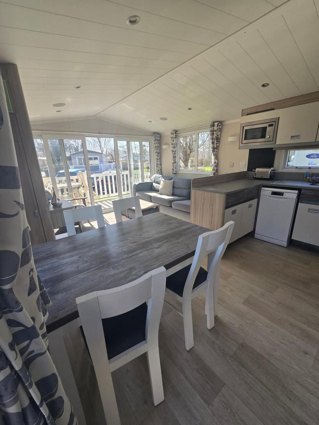 Отель Haven Burnham On Sea 16 Elm Grove Экстерьер фото